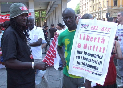 3) Bologna, Manifestazione Migranti 5 luglio 08