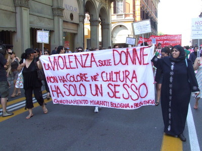 5) Bologna, Manifestazione Migranti 5 luglio 08