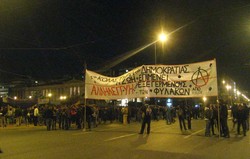 Manifestazione in solidarietà agli arrestati dei primi giorni di scontri ad Atene